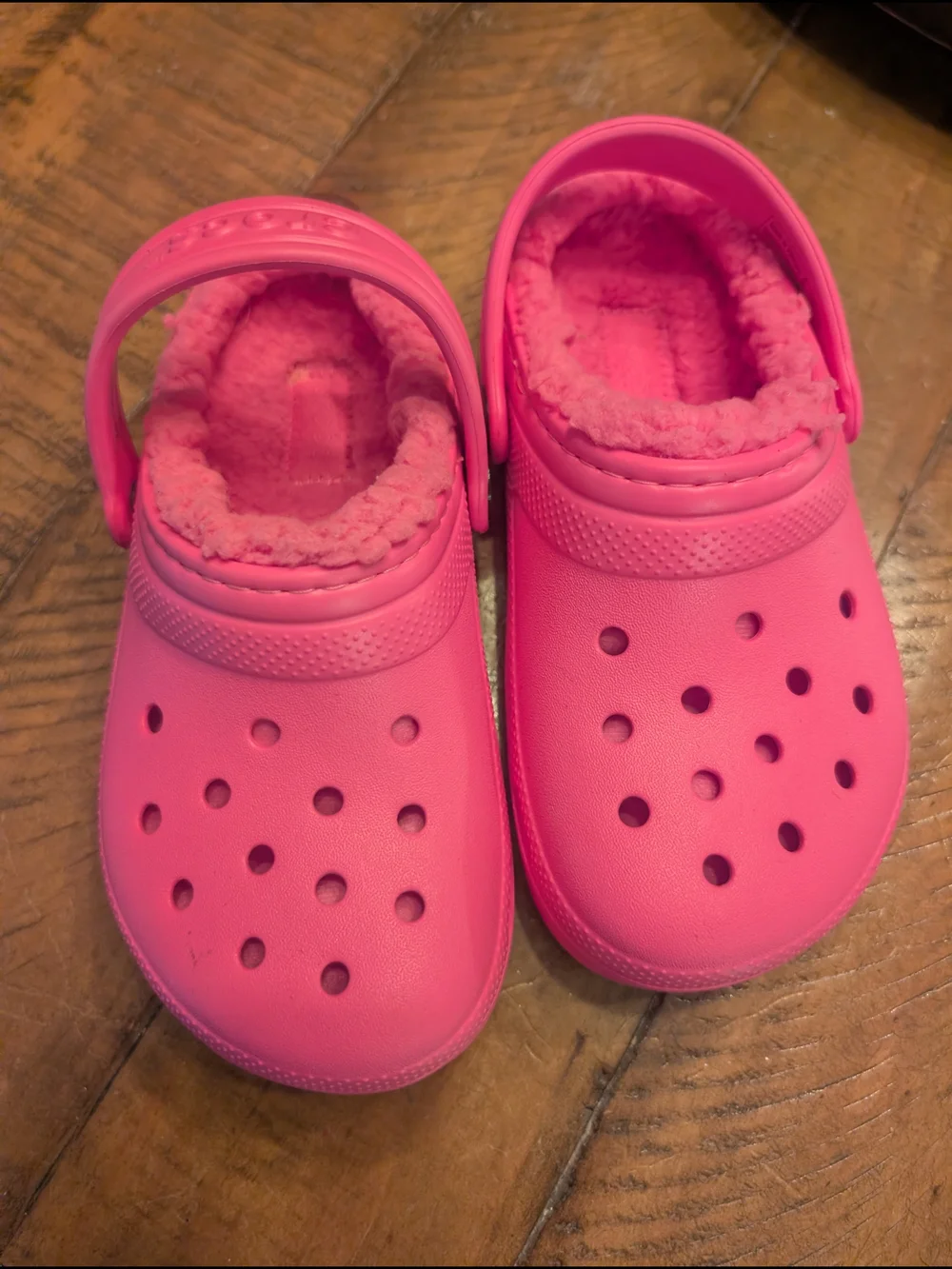 CROCS Kids Fleece-Lined Clogs in Bright Pink
